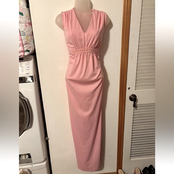 Dresses & Skirts - women’s L long pink dress